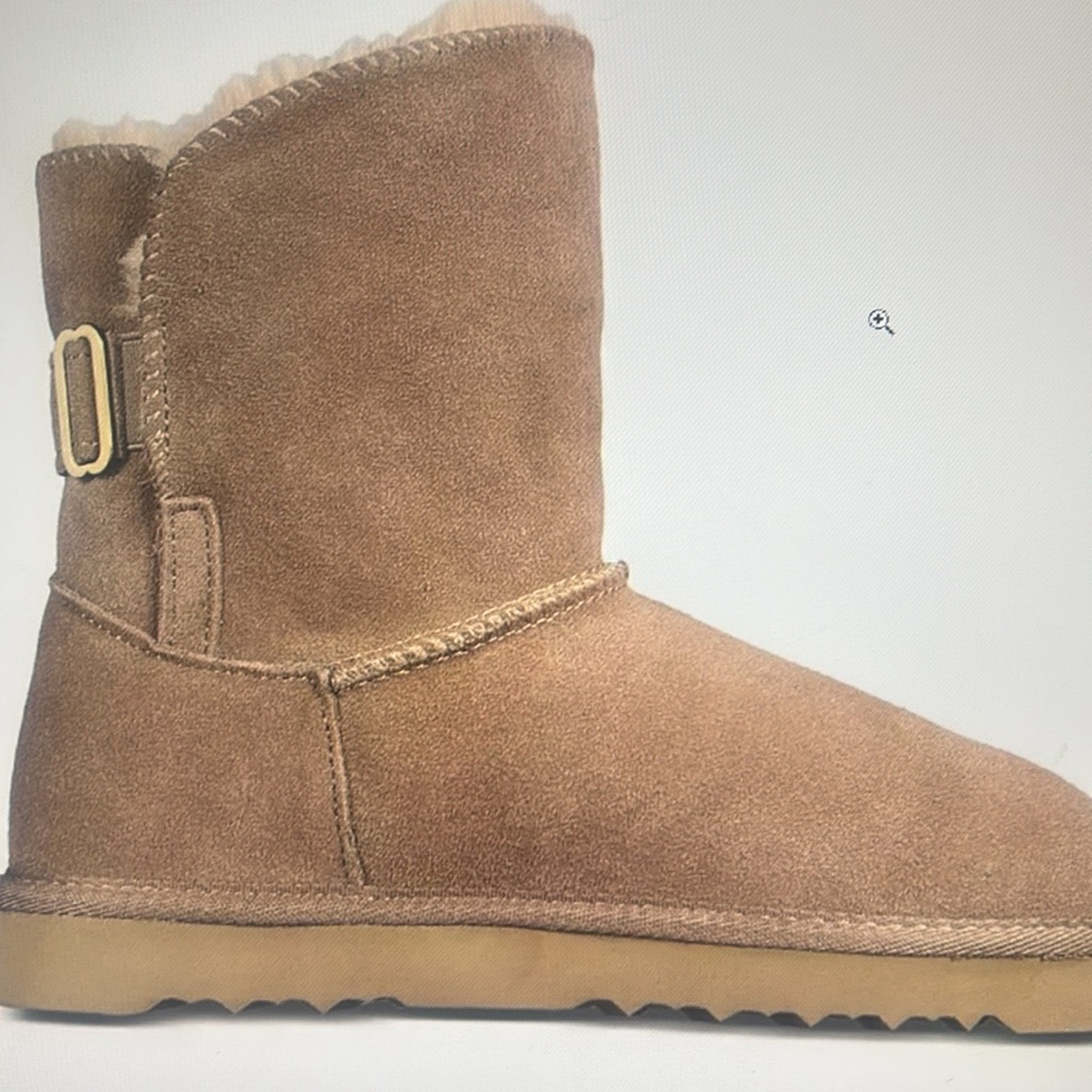 NWB Style  & Co Women’s Teeny Winter Booties.  Size 5. Color Mushroom 
Macys
